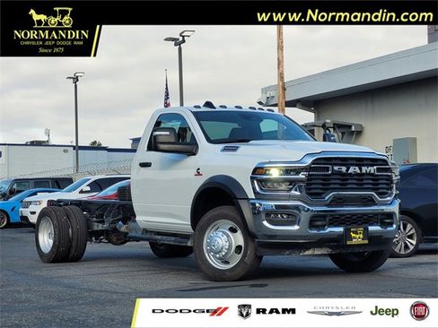 New 2026 RAM 5500 Tradesman w/ Chrome Appearance Group image 1