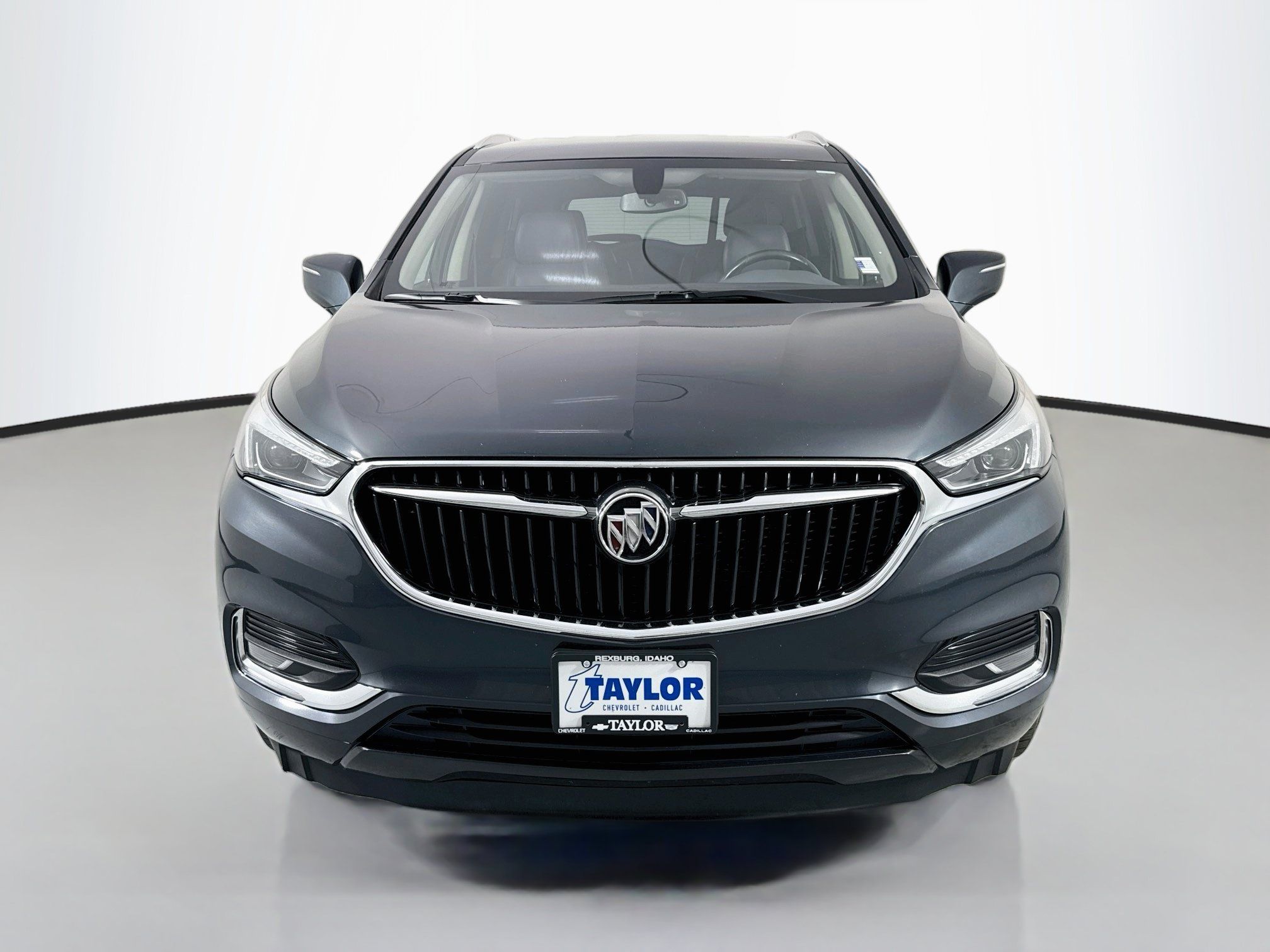 Used 2021 Buick Enclave Essence AWD/4WD image 2