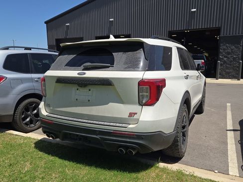Used 2020 Ford Explorer ST w/ ST Street Pack AWD/4WD image 3
