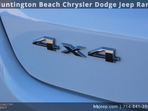 Used 2022 Jeep Compass Latitude image 7