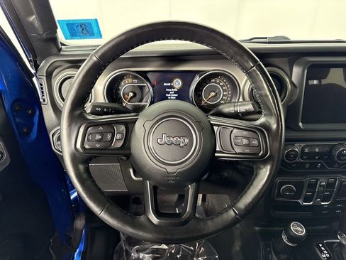 Used 2021 Jeep Gladiator Sport image 34