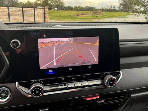 Used 2023 Chevrolet Colorado W/T image 15