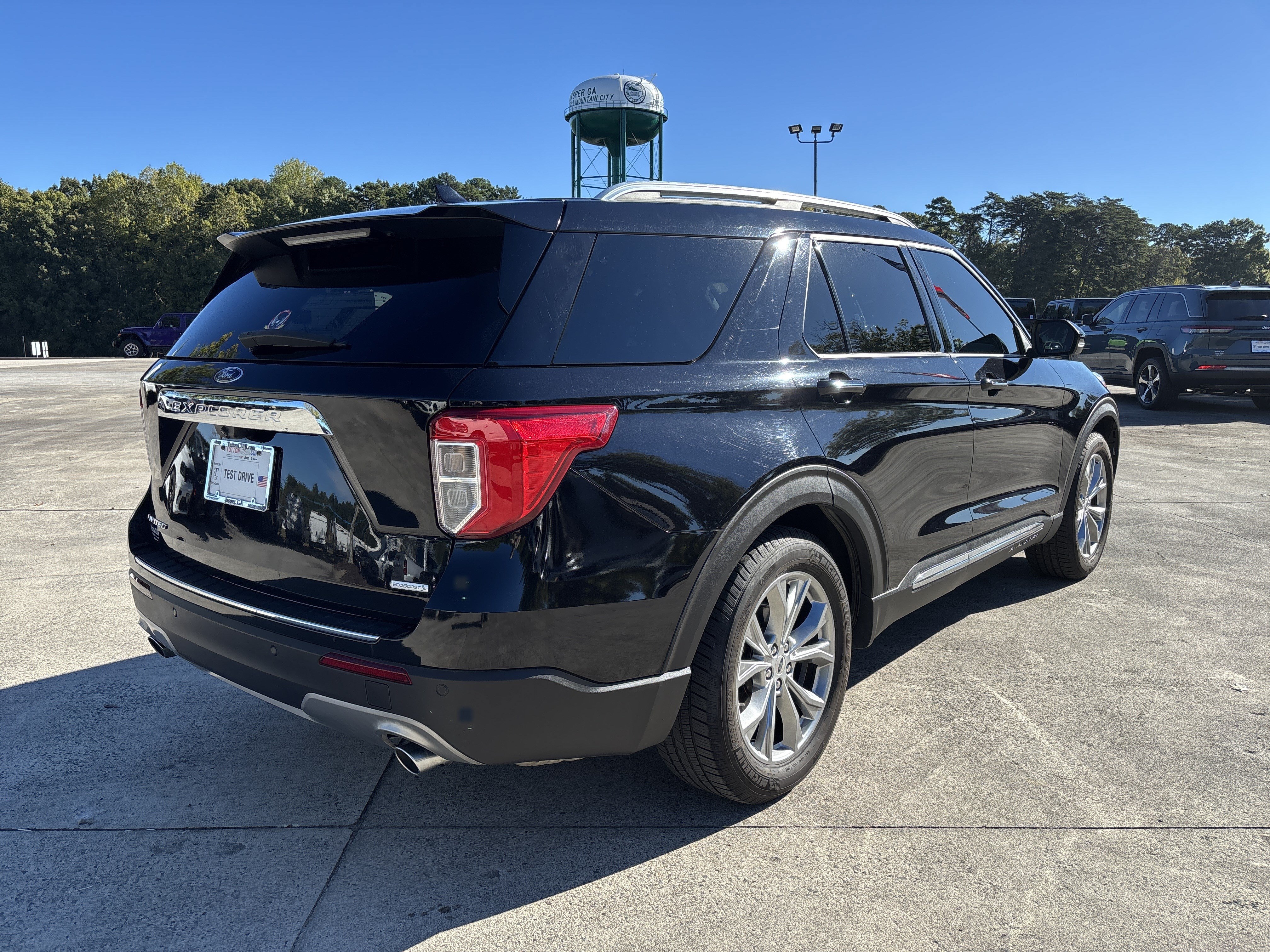 Used 2020 Ford Explorer Limited RWD image 7