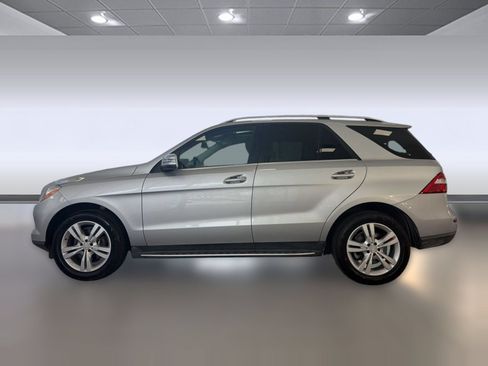 Used 2013 Mercedes-Benz ML 350 4MATIC w/ Premium 1 Pkg image 2