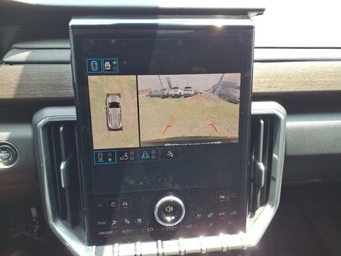Used 2024 GMC Acadia Denali w/ Super Cruise Package AWD/4WD image 15