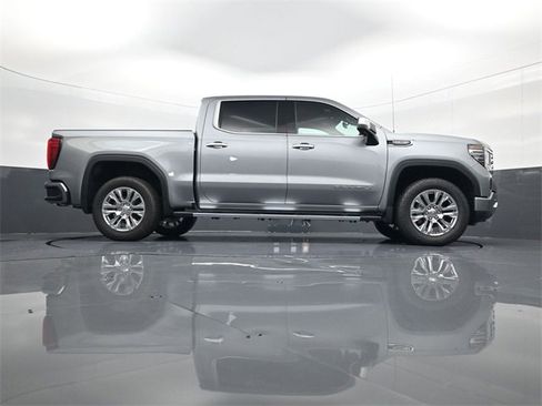 Used 2025 GMC Sierra 1500 Denali w/ Technology Package image 24