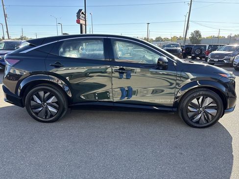 Used 2024 Nissan Ariya FWD image 6