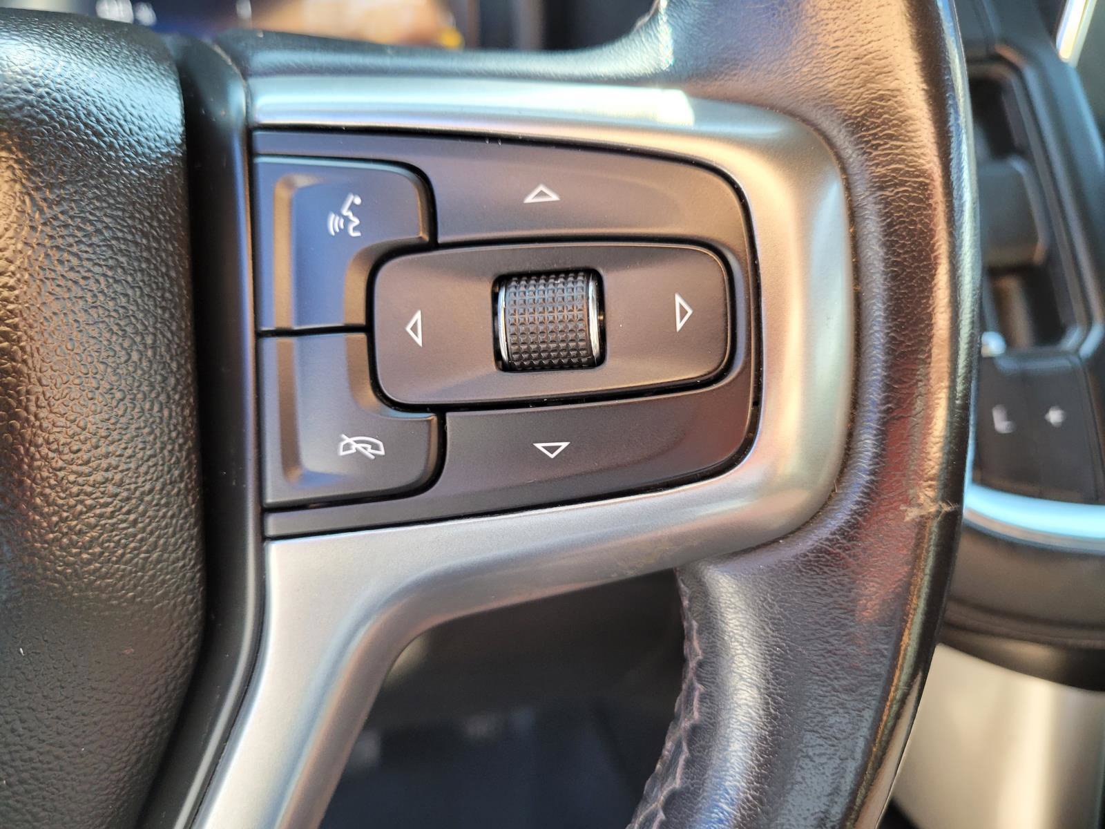 Used 2022 Chevrolet Suburban Z71 AWD/4WD image 30
