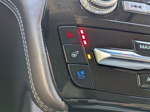 Used 2023 Ford Explorer Platinum w/ Technology Package image 24