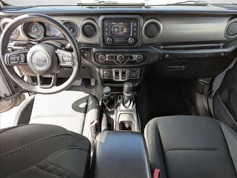 Used 2021 Jeep Wrangler Sport image 18