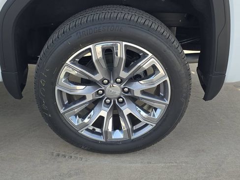 New 2026 GMC Sierra 1500 Denali w/ Denali Reserve Package AWD/4WD image 33