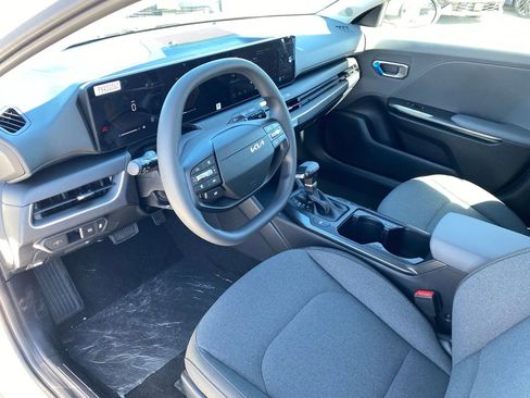 New 2026 Kia K4 LXS image 11