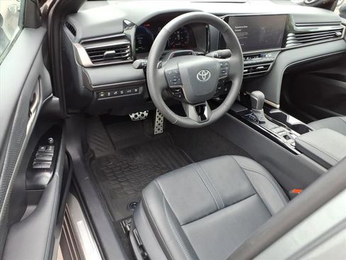 Certified 2025 Toyota Camry XSE w/ Premium Plus Package AWD/4WD image 18