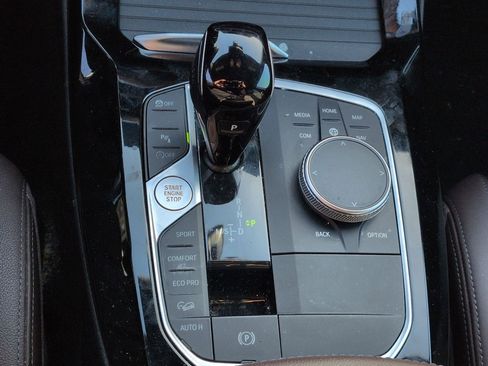 Used 2023 BMW X3 xDrive30i w/ Premium Package image 25