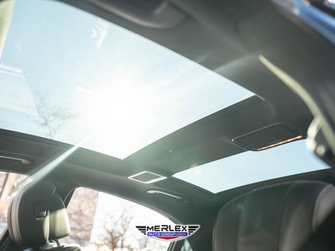 Used 2018 Mercedes-Benz S 560 Sedan w/ AMG Line Exterior image 40