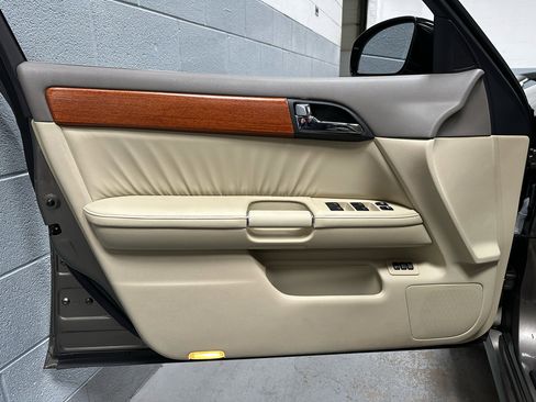 Used 2007 INFINITI M35 x w/ Technology Pkg image 15