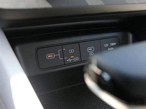 New 2025 Hyundai Tucson SE image 20