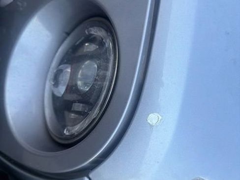 Used 2015 Jeep Wrangler Unlimited Rubicon image 3