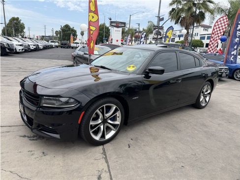 Used 2015 Dodge Charger R/T RWD image 10