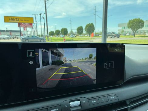 Used 2025 Kia K4 LXS image 22