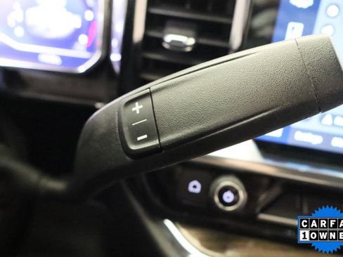 Used 2024 Chevrolet Silverado 1500 RST image 32