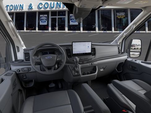 New 2026 Ford Transit 250 148 Medium Roof RWD image 9