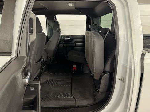 Used 2022 Chevrolet Silverado 2500 LT w/ Convenience Package image 28