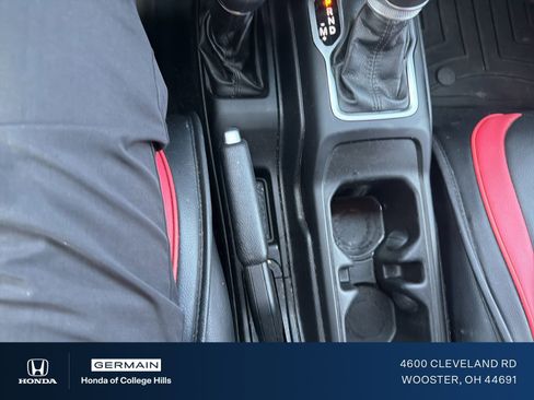 Used 2020 Jeep Wrangler Sport image 22
