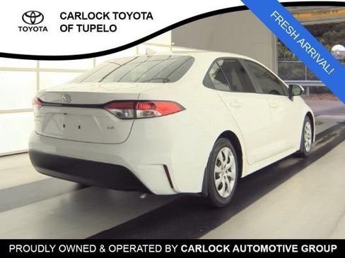 Used 2026 Toyota Corolla LE FWD image 4