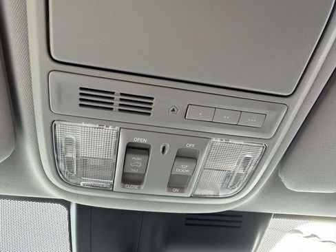 Used 2020 Honda CR-V Touring image 35