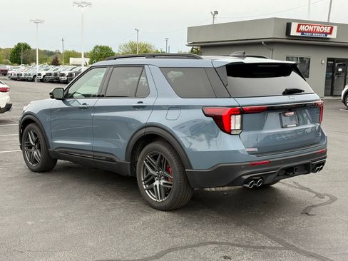 Used 2025 Ford Explorer ST w/ Sun And Sound Package AWD/4WD image 5