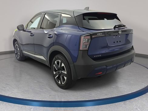 Certified 2025 Nissan Kicks SV AWD/4WD image 7