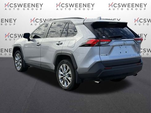 Used 2024 Toyota RAV4 XLE Premium image 3