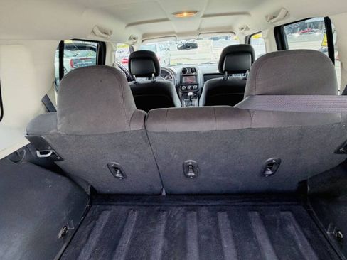 Used 2016 Jeep Patriot Sport w/ Power Value Group AWD/4WD image 19