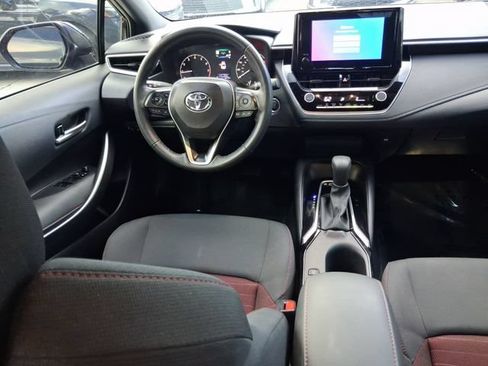 Used 2024 Toyota Corolla SE FWD image 8