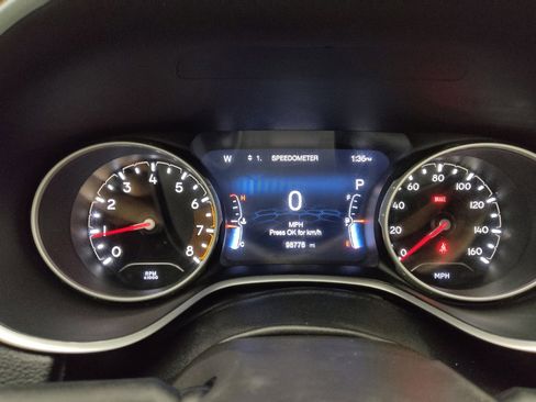 Used 2020 Jeep Compass Limited FWD image 23