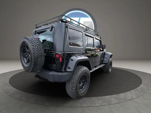Used 2010 Jeep Wrangler Unlimited Sport w/ Trailer Tow Group AWD/4WD image 6