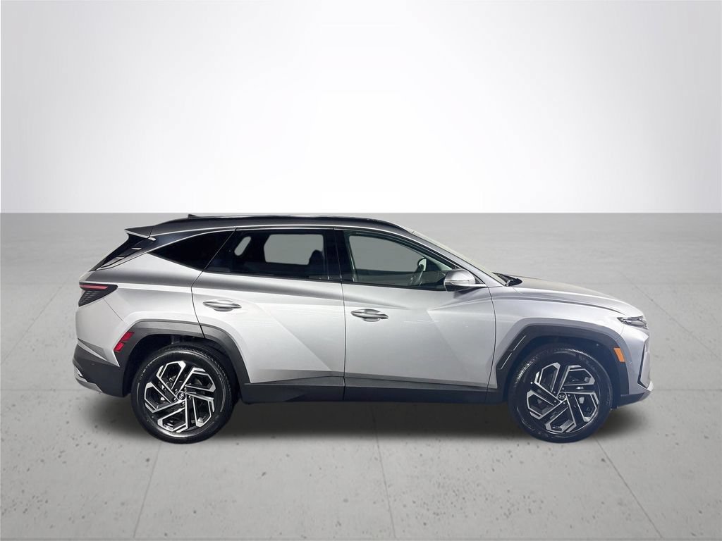 Used 2026 Hyundai Tucson Limited AWD/4WD image 5