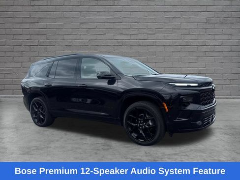 Used 2026 Chevrolet Traverse RS w/ LPO, Floor Liner Package AWD/4WD image 8