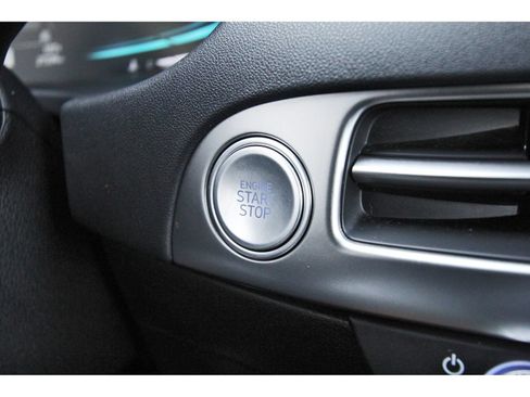 Certified 2025 Hyundai Palisade SEL AWD/4WD image 29
