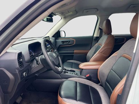 Used 2024 Ford Bronco Sport Outer Banks w/ Tech Package image 10