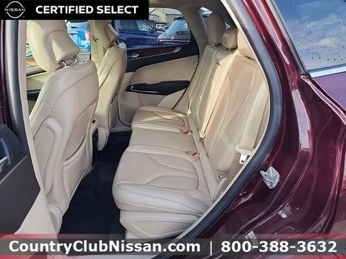 Used 2019 Lincoln MKC Select w/ Select Plus Package image 25