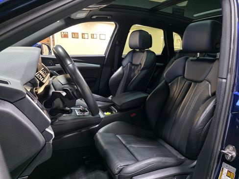 Used 2020 Audi Q5 2.0T Premium w/ Titanium Sport Package image 15