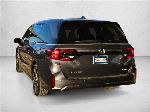 Used 2026 Honda Odyssey Elite image 7