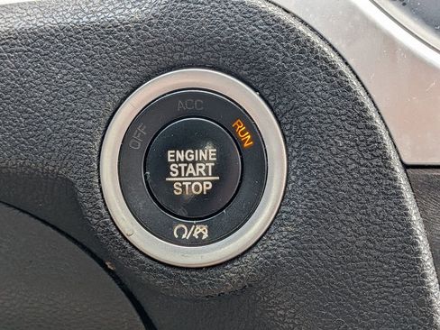 Used 2018 Chrysler 300 Touring w/ Chrome Appearance Package RWD image 29