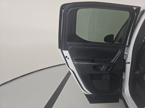 Used 2024 Rivian R1T Adventure AWD/4WD image 17