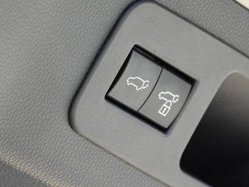 Used 2023 Lexus LX 600 F Sport image 34