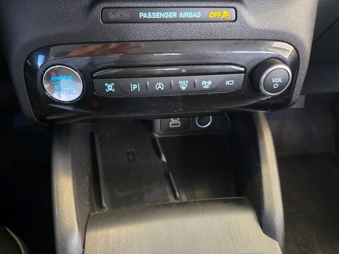 Used 2024 Ford Escape Platinum AWD/4WD image 41