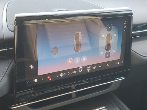 New 2026 Lincoln Nautilus Reserve w/ Jet Appearance Package image 25