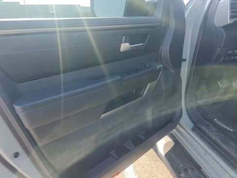Used 2022 Toyota Tundra SR5 image 7